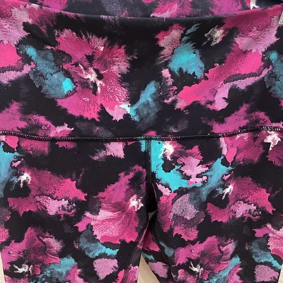 Lululemon Wunder Under Pant (Hi-Rise) 31" inseam, Size 10 - Picture 3 of 10